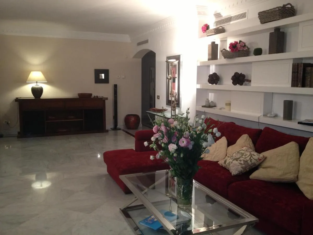 Stunning 175 M2 Apartment With Terrace And Jacuzzi Marbella Spain