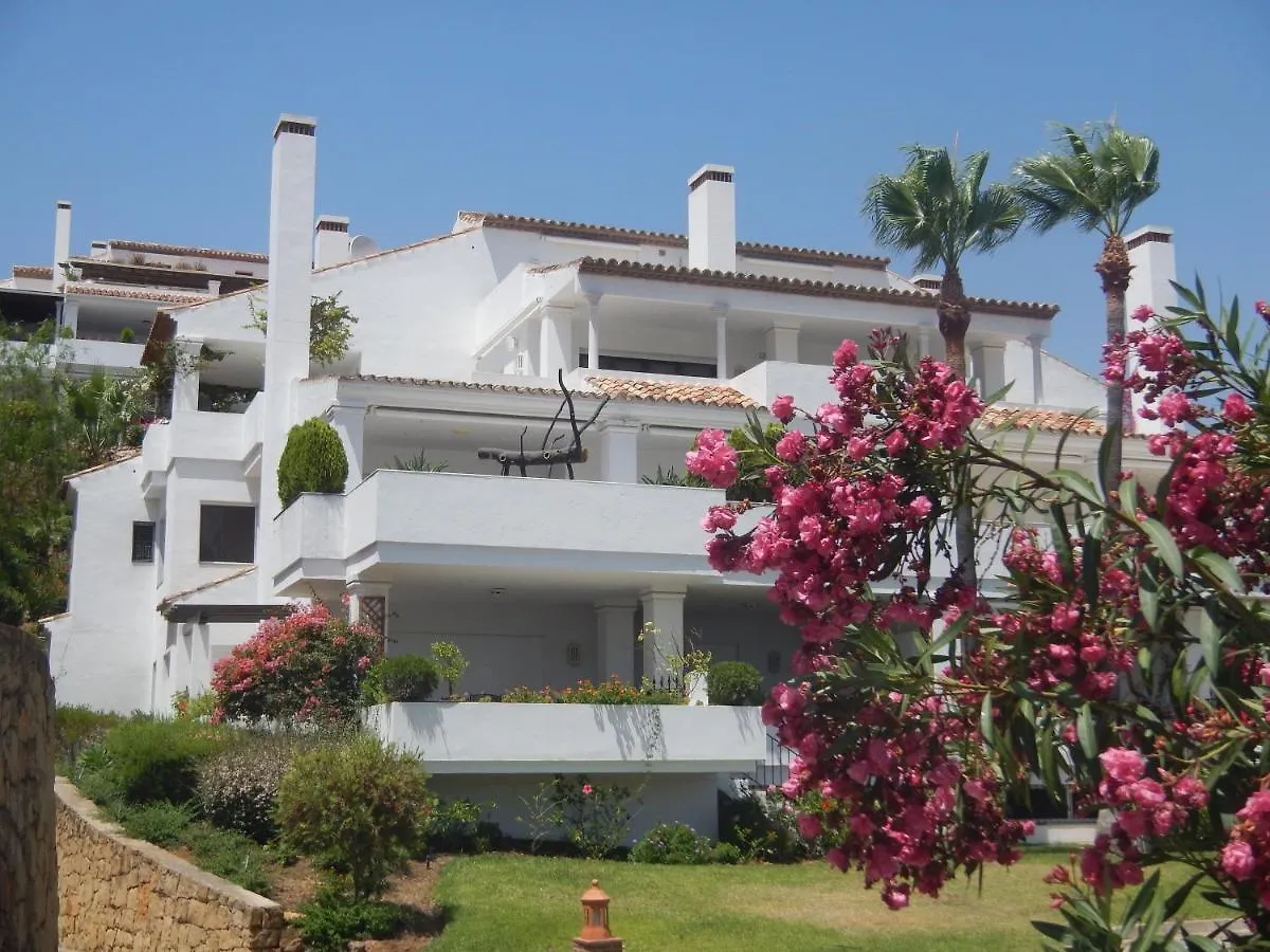 Stunning 175 M2 Apartment With Terrace And Jacuzzi Marbella